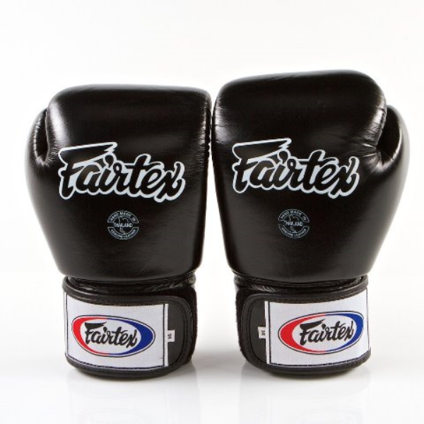 Боксерские перчатки Fairtex